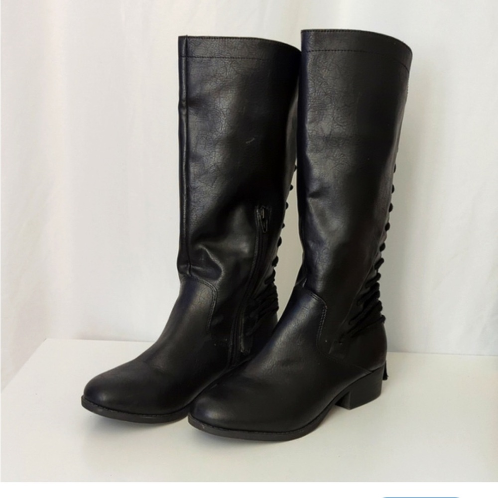 Steve Madden lace up boots black vegan leather 10